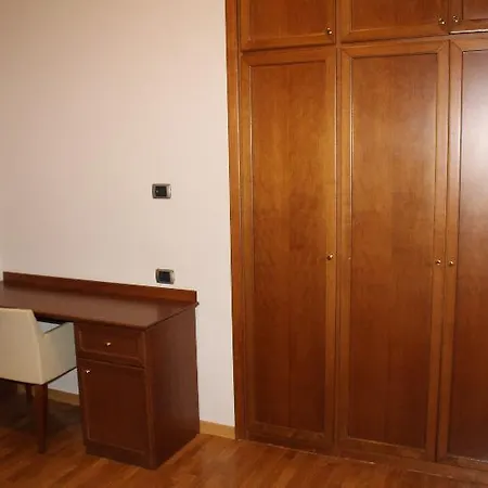 De La Gare Aparthotel 4*