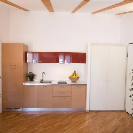 De La Gare Apart-hotel 4*
