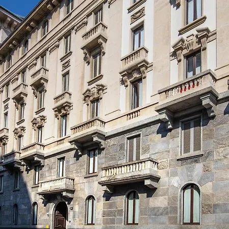 De La Gare Apart-hotel 4*